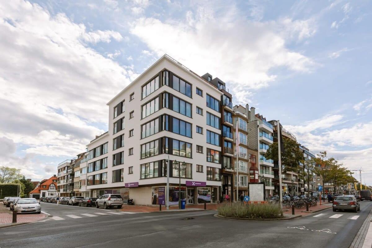 Huswell - Central Located Apartment With Parking In Knokke Exteriér fotografie