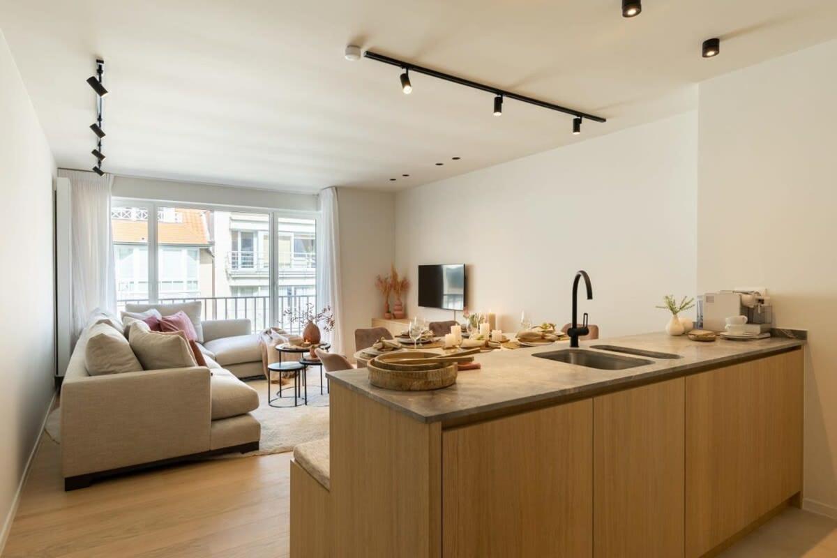 Huswell - Central Located Apartment With Parking In Knokke Exteriér fotografie